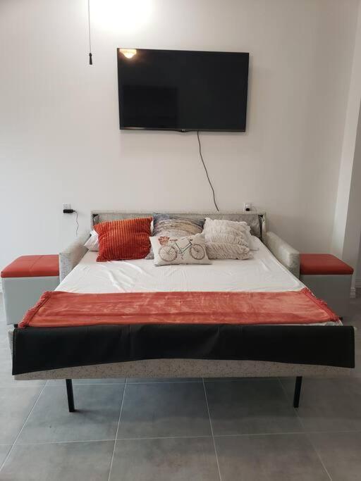 2 Br/ 1 Ba Home, Sleeps 10, 1 Min Walk To Rosarito Beach Exteriör bild