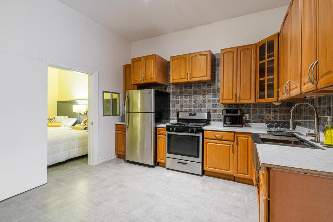 2 Br/ 1 Ba Home, Sleeps 10, 1 Min Walk To Rosarito Beach Exteriör bild